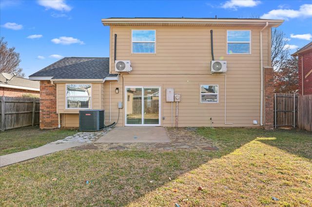 8436 Cloverglen Lane, Fort Worth, TX 76123