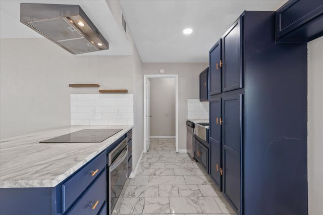 8436 Cloverglen Lane, Fort Worth, TX 76123