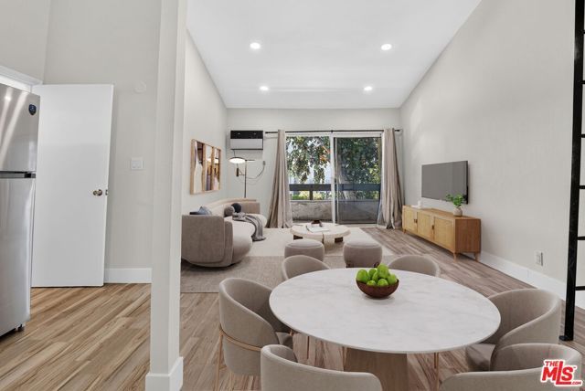 21801 Roscoe Boulevard 206, Los Angeles, CA 91304