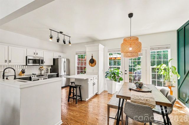 2914 Duvalla Avenue, Charlotte, NC 28209