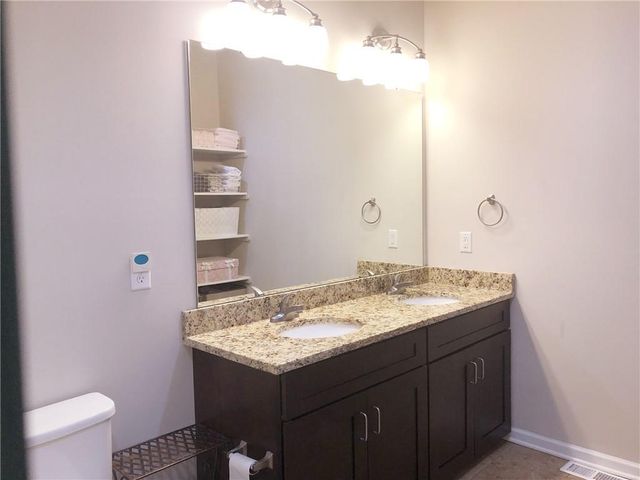 7890 W 158 Court, Overland Park, KS 66223
