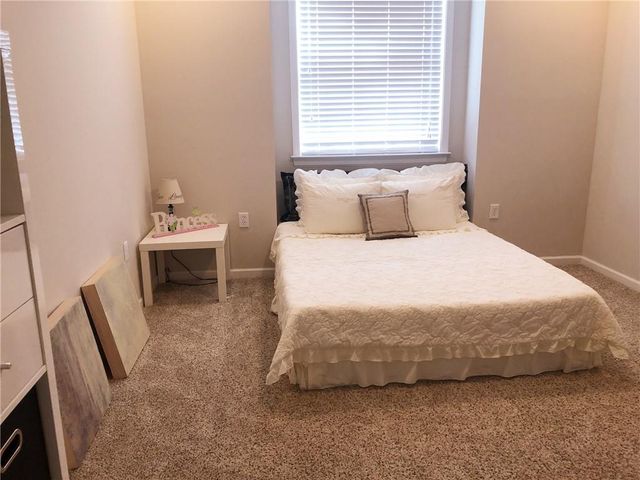 7890 W 158 Court, Overland Park, KS 66223