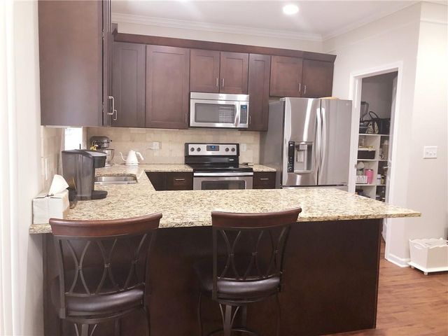 7890 W 158 Court, Overland Park, KS 66223