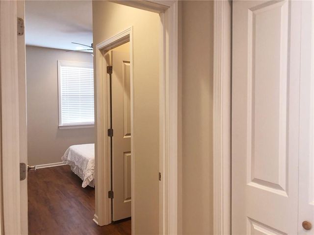 7890 W 158 Court, Overland Park, KS 66223