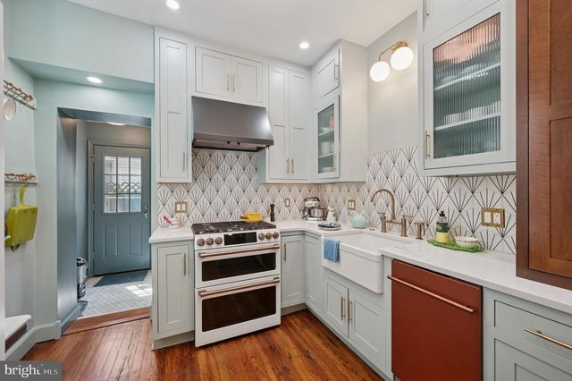 1612 S ORKNEY ST, Philadelphia, PA 19148