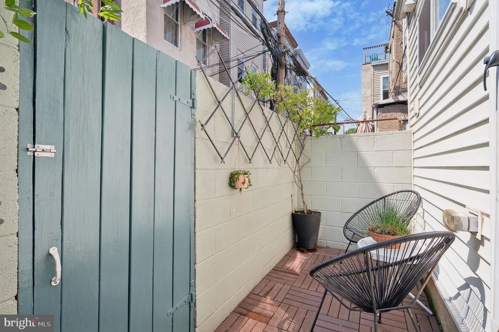1612 S ORKNEY ST, Philadelphia, PA 19148