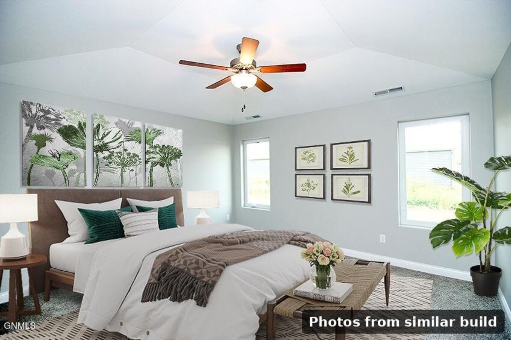 2916 Clear Creek Loop SE, Mandan, ND 58554 photo 4