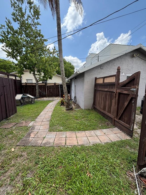 1715 Buchanan Street Rear, Hollywood, FL 33020