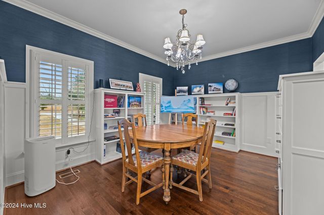 611 Creekwood Drive, Trent Woods, NC 28562