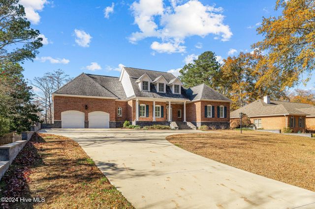 611 Creekwood Drive, Trent Woods, NC 28562