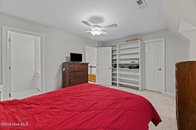 611 Creekwood Drive, Trent Woods, NC 28562