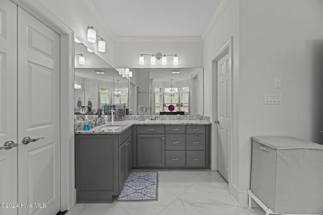 611 Creekwood Drive, Trent Woods, NC 28562