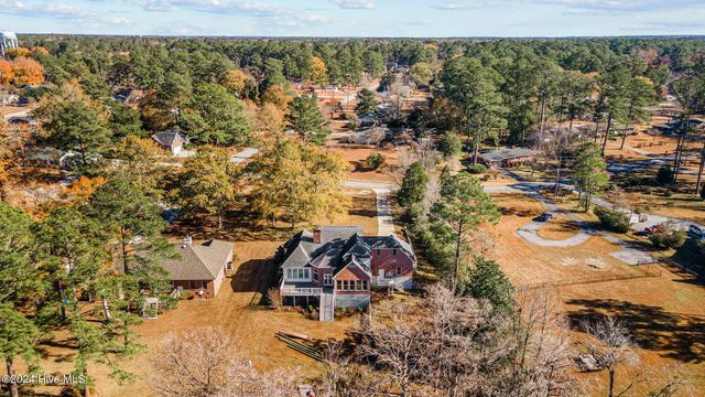 611 Creekwood Drive, Trent Woods, NC 28562