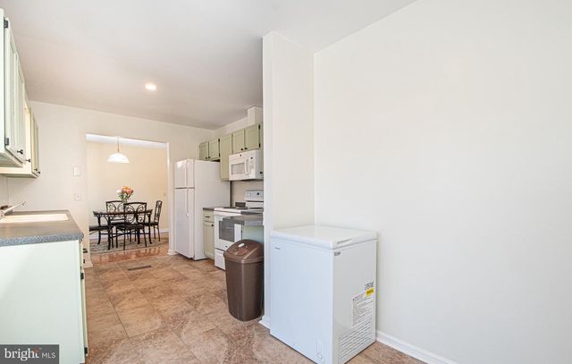 213 WOODROW RD, Winchester, VA 22602