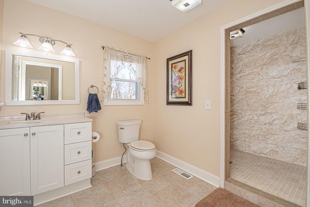 213 WOODROW RD, Winchester, VA 22602