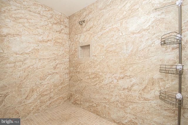 213 WOODROW RD, Winchester, VA 22602