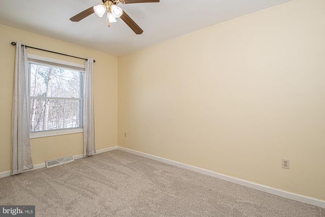 213 WOODROW RD, Winchester, VA 22602