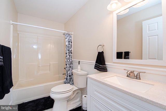 213 WOODROW RD, Winchester, VA 22602