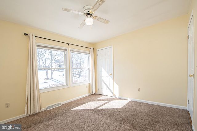 213 WOODROW RD, Winchester, VA 22602