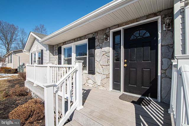 213 WOODROW RD, Winchester, VA 22602