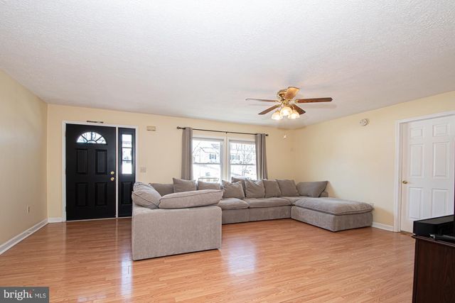 213 WOODROW RD, Winchester, VA 22602