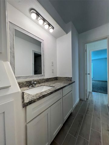 602 Rosewood Drive, Shenandoah, TX 77381