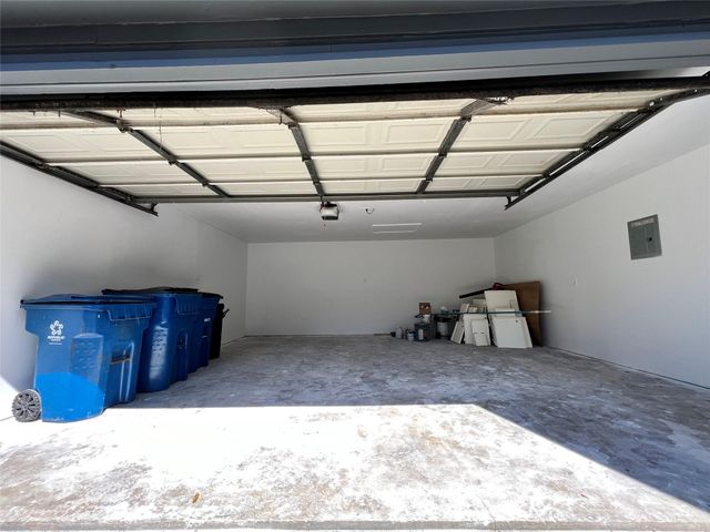 602 Rosewood Drive, Shenandoah, TX 77381