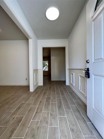 602 Rosewood Drive, Shenandoah, TX 77381