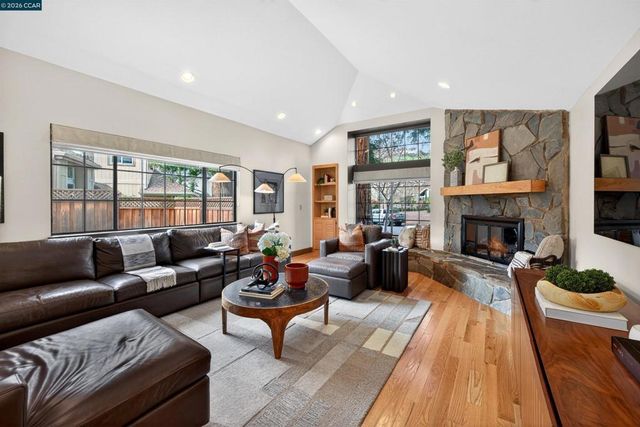 1219 1219 Whispering Oaks Dr, Danville, CA 94506