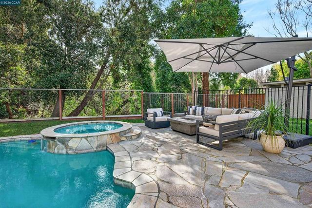 1219 1219 Whispering Oaks Dr, Danville, CA 94506