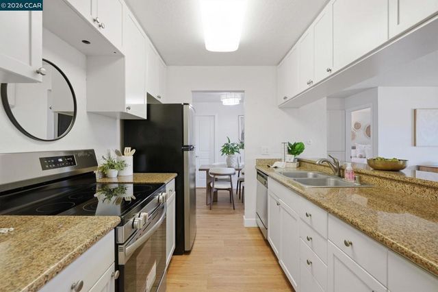 1087 Murrieta Blvd 330, Livermore, CA 94550
