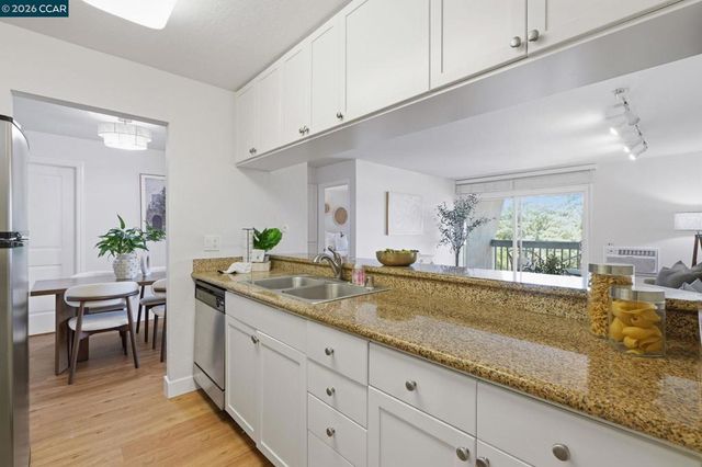 1087 Murrieta Blvd 330, Livermore, CA 94550