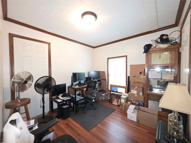 21683 White Oak Drive, Conroe, TX 77306