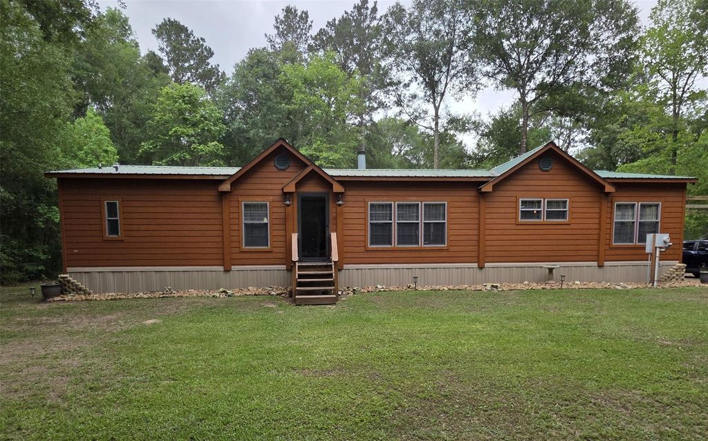 21683 White Oak Drive, Conroe, TX 77306
