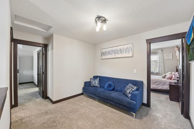 19949 Hamburg Avenue, Lakeville, MN 55044