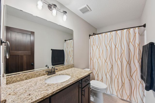 19949 Hamburg Avenue, Lakeville, MN 55044