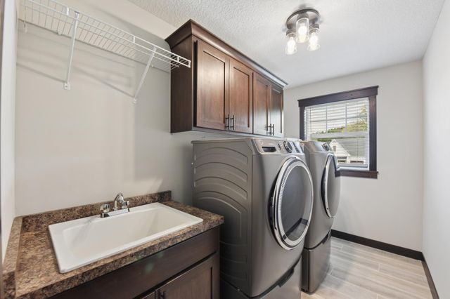 19949 Hamburg Avenue, Lakeville, MN 55044