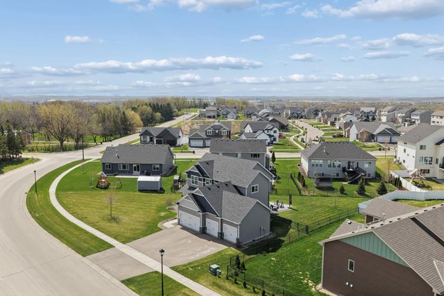 19949 Hamburg Avenue, Lakeville, MN 55044