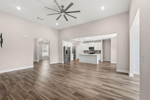 322 Sweet Tea Lane, Freeport, FL 32439
