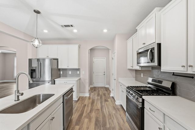 322 Sweet Tea Lane, Freeport, FL 32439