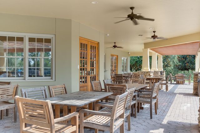 322 Sweet Tea Lane, Freeport, FL 32439