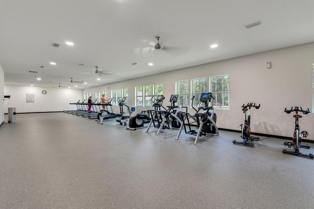 322 Sweet Tea Lane, Freeport, FL 32439