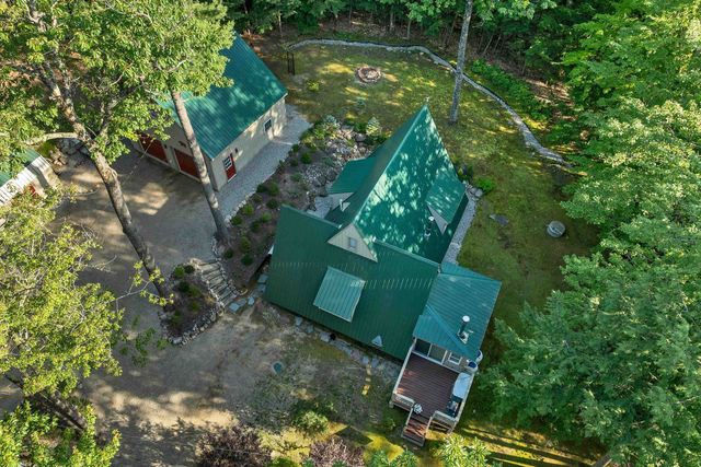 13 Chestnut Lane, Madison, NH 03849