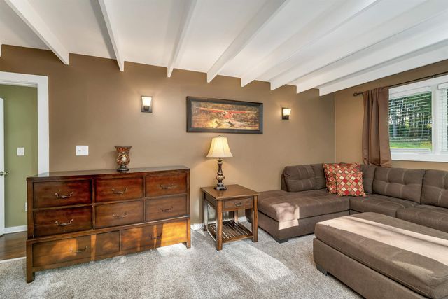 13 Chestnut Lane, Madison, NH 03849