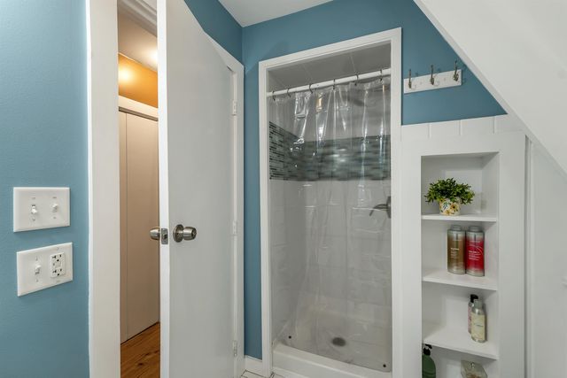 13 Chestnut Lane, Madison, NH 03849