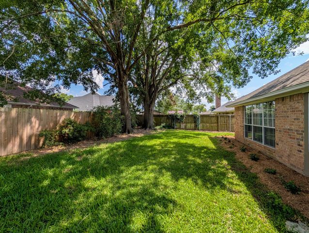103 Clearview Drive, Whitehouse, TX 75791