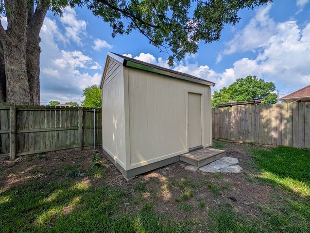103 Clearview Drive, Whitehouse, TX 75791
