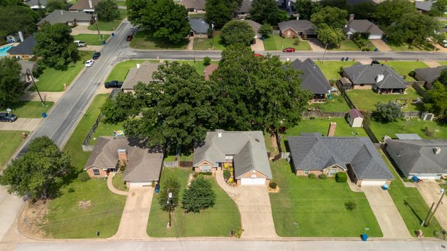 103 Clearview Drive, Whitehouse, TX 75791