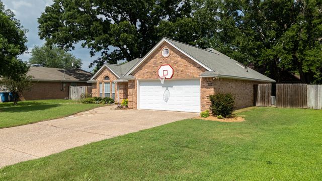 103 Clearview Drive, Whitehouse, TX 75791