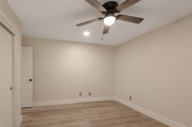 2401 Sycamore Avenue E6, Huntsville, TX 77340